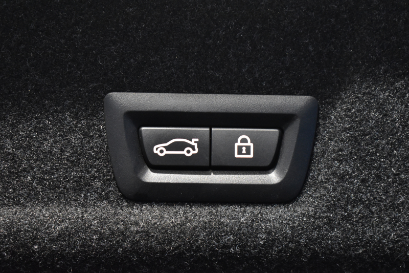 BMW 3シリーズ 320i Mｽﾎﾟｰﾂ G20型 ｺﾝﾌｫｰﾄP ﾊﾟｰｷﾝｸﾞｱｼｽﾄﾌﾟﾗｽ 追従ACC LEDﾍｯﾄﾞﾗｲﾄ  3Dﾋﾞｭｰ全周囲ｶﾒﾗ ﾀｯﾁﾊﾟﾈﾙﾅﾋﾞ ｱｯﾌﾟﾙｶｰﾌﾟﾚｲ  電動ﾄﾗﾝｸ 側面衝突&車線変更&逸脱&歩行者警告 液晶ﾒｰﾀｰ 後退ｱｼｽﾄ Pｱｼｽﾄ ｱｸﾃｨﾌﾞPDC緊急ﾌﾞﾚｰｷ 18AW  2年保証