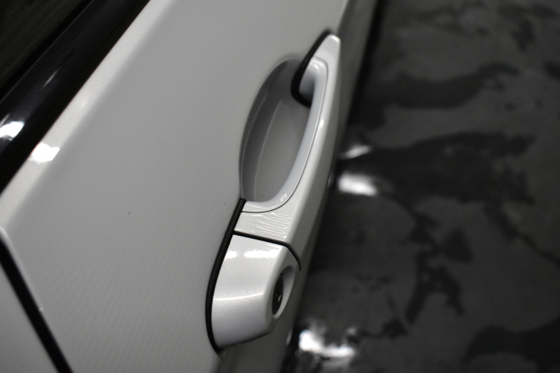 BMW Mシリーズ M2 ｺﾝﾍﾟﾃｨｼｮﾝ 6速MT LCI後期 ﾍｷｻｺﾞﾅﾙLEDﾍｯﾄﾞﾗｲﾄ&ﾃｰﾙ ﾋｰﾀｰ付黒革 harman/kardon ﾀｯﾁﾊﾟﾈﾙHDDﾅﾋﾞBｶﾒﾗ 19AW 車線逸脱&歩行者警告 衝突軽減ﾌﾞﾚｰｷ ｶｰﾎﾞﾝｲﾝﾃﾘｱ Mｼｰﾄﾍﾞﾙﾄ  2年保証