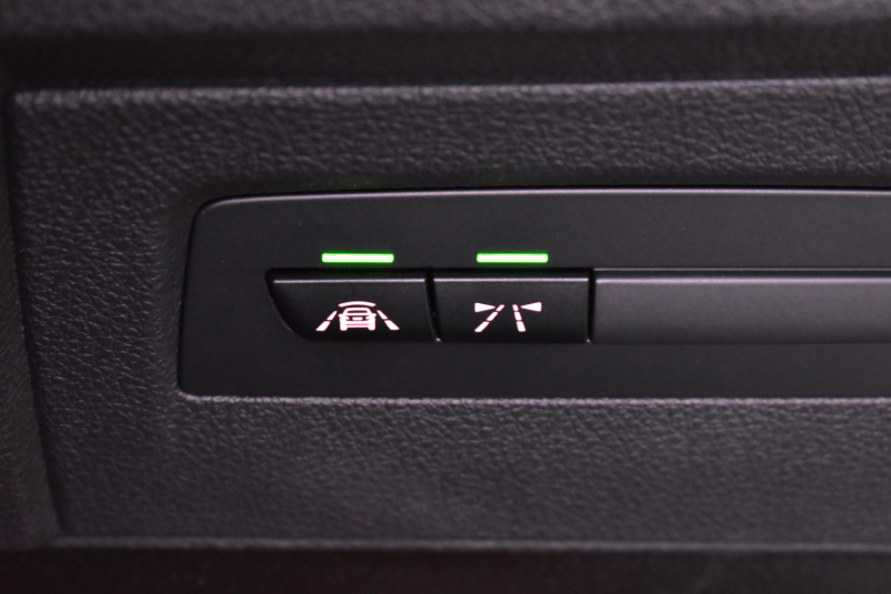 BMW Mシリーズ M2 ｺﾝﾍﾟﾃｨｼｮﾝ 6速MT LCI後期 ﾍｷｻｺﾞﾅﾙLEDﾍｯﾄﾞﾗｲﾄ&ﾃｰﾙ ﾋｰﾀｰ付黒革 harman/kardon ﾀｯﾁﾊﾟﾈﾙHDDﾅﾋﾞBｶﾒﾗ 19AW 車線逸脱&歩行者警告 衝突軽減ﾌﾞﾚｰｷ ｶｰﾎﾞﾝｲﾝﾃﾘｱ Mｼｰﾄﾍﾞﾙﾄ  2年保証