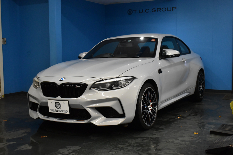 BMW Mシリーズ M2 ｺﾝﾍﾟﾃｨｼｮﾝ 6速MT LCI後期 ﾍｷｻｺﾞﾅﾙLEDﾍｯﾄﾞﾗｲﾄ&ﾃｰﾙ ﾋｰﾀｰ付黒革 harman/kardon ﾀｯﾁﾊﾟﾈﾙHDDﾅﾋﾞBｶﾒﾗ 19AW 車線逸脱&歩行者警告 衝突軽減ﾌﾞﾚｰｷ ｶｰﾎﾞﾝｲﾝﾃﾘｱ Mｼｰﾄﾍﾞﾙﾄ  2年保証