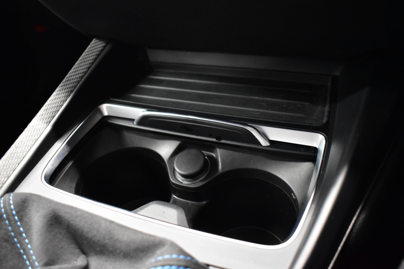 BMW Mシリーズ M2 ｺﾝﾍﾟﾃｨｼｮﾝ 6速MT LCI後期 ﾍｷｻｺﾞﾅﾙLEDﾍｯﾄﾞﾗｲﾄ&ﾃｰﾙ ﾋｰﾀｰ付黒革 harman/kardon ﾀｯﾁﾊﾟﾈﾙHDDﾅﾋﾞBｶﾒﾗ 19AW 車線逸脱&歩行者警告 衝突軽減ﾌﾞﾚｰｷ ｶｰﾎﾞﾝｲﾝﾃﾘｱ Mｼｰﾄﾍﾞﾙﾄ  2年保証