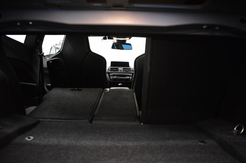 BMW Mシリーズ M2 ｺﾝﾍﾟﾃｨｼｮﾝ 6速MT LCI後期 ﾍｷｻｺﾞﾅﾙLEDﾍｯﾄﾞﾗｲﾄ&ﾃｰﾙ ﾋｰﾀｰ付黒革 harman/kardon ﾀｯﾁﾊﾟﾈﾙHDDﾅﾋﾞBｶﾒﾗ 19AW 車線逸脱&歩行者警告 衝突軽減ﾌﾞﾚｰｷ ｶｰﾎﾞﾝｲﾝﾃﾘｱ Mｼｰﾄﾍﾞﾙﾄ  2年保証