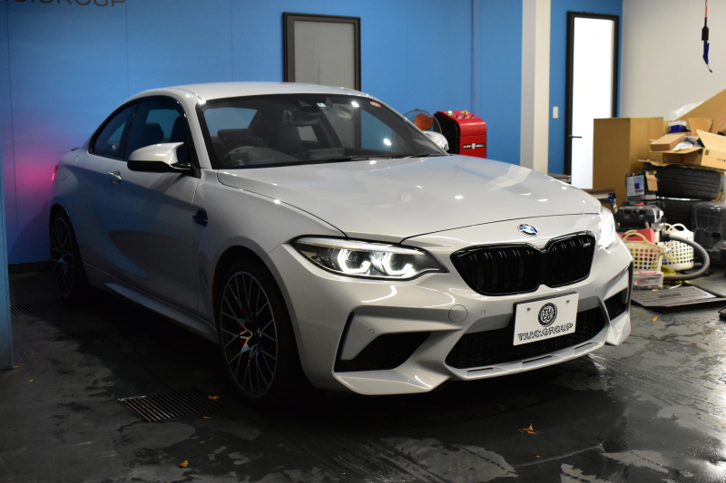 BMW Mシリーズ M2 ｺﾝﾍﾟﾃｨｼｮﾝ 6速MT LCI後期 ﾍｷｻｺﾞﾅﾙLEDﾍｯﾄﾞﾗｲﾄ&ﾃｰﾙ ﾋｰﾀｰ付黒革 harman/kardon ﾀｯﾁﾊﾟﾈﾙHDDﾅﾋﾞBｶﾒﾗ 19AW 車線逸脱&歩行者警告 衝突軽減ﾌﾞﾚｰｷ ｶｰﾎﾞﾝｲﾝﾃﾘｱ Mｼｰﾄﾍﾞﾙﾄ  2年保証