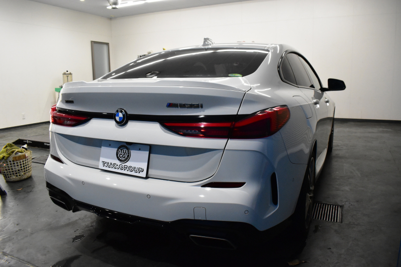 BMW 2シリーズ M235iｸﾞﾗﾝｸｰﾍﾟ Xﾄﾞﾗｲﾌﾞ ｱﾀﾞﾌﾟﾃｨﾌﾞｻｽﾍﾟﾝｼｮﾝ HUD Mｽﾎﾟｰﾂｼｰﾄ 追従ACC  ﾍｷｻｺﾞﾅﾙLEDﾍｯﾄﾞﾗｲﾄ Mｽﾎﾟｰﾂﾌﾞﾚｰｷ 車線変更&逸脱&歩行者警告 ﾗｲﾌﾞｺｯｸﾋﾟｯﾄ ｱｯﾌﾟﾙｶｰﾌﾟﾚｲ ﾀｯﾁﾊﾟﾈﾙﾅﾋﾞ Bｶﾒﾗ ｽﾏｰﾄｷｰ 2年保証