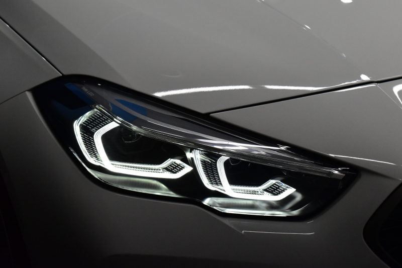 BMW 2シリーズ M235iｸﾞﾗﾝｸｰﾍﾟ Xﾄﾞﾗｲﾌﾞ ｱﾀﾞﾌﾟﾃｨﾌﾞｻｽﾍﾟﾝｼｮﾝ HUD Mｽﾎﾟｰﾂｼｰﾄ 追従ACC  ﾍｷｻｺﾞﾅﾙLEDﾍｯﾄﾞﾗｲﾄ Mｽﾎﾟｰﾂﾌﾞﾚｰｷ 車線変更&逸脱&歩行者警告 ﾗｲﾌﾞｺｯｸﾋﾟｯﾄ ｱｯﾌﾟﾙｶｰﾌﾟﾚｲ ﾀｯﾁﾊﾟﾈﾙﾅﾋﾞ Bｶﾒﾗ ｽﾏｰﾄｷｰ 2年保証