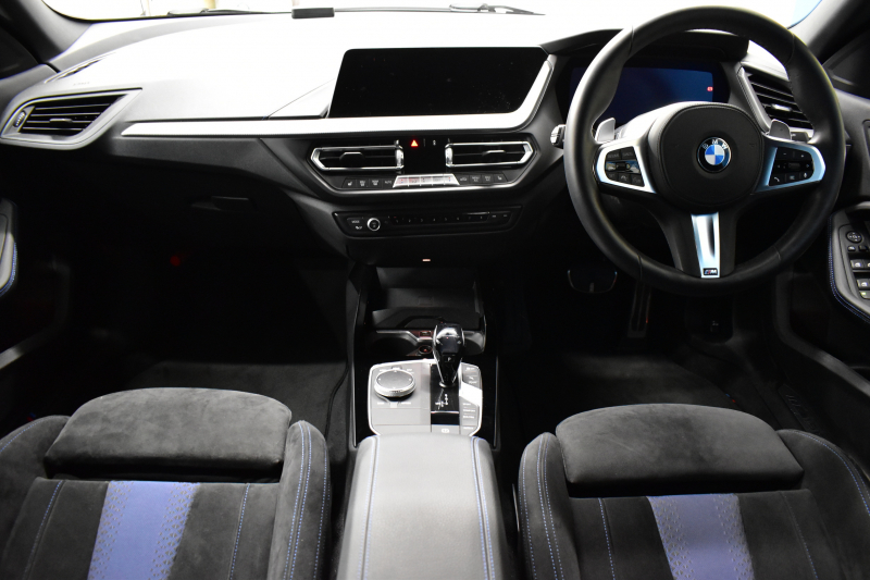 BMW 2シリーズ M235iｸﾞﾗﾝｸｰﾍﾟ Xﾄﾞﾗｲﾌﾞ ｱﾀﾞﾌﾟﾃｨﾌﾞｻｽﾍﾟﾝｼｮﾝ HUD Mｽﾎﾟｰﾂｼｰﾄ 追従ACC  ﾍｷｻｺﾞﾅﾙLEDﾍｯﾄﾞﾗｲﾄ Mｽﾎﾟｰﾂﾌﾞﾚｰｷ 車線変更&逸脱&歩行者警告 ﾗｲﾌﾞｺｯｸﾋﾟｯﾄ ｱｯﾌﾟﾙｶｰﾌﾟﾚｲ ﾀｯﾁﾊﾟﾈﾙﾅﾋﾞ Bｶﾒﾗ ｽﾏｰﾄｷｰ 2年保証