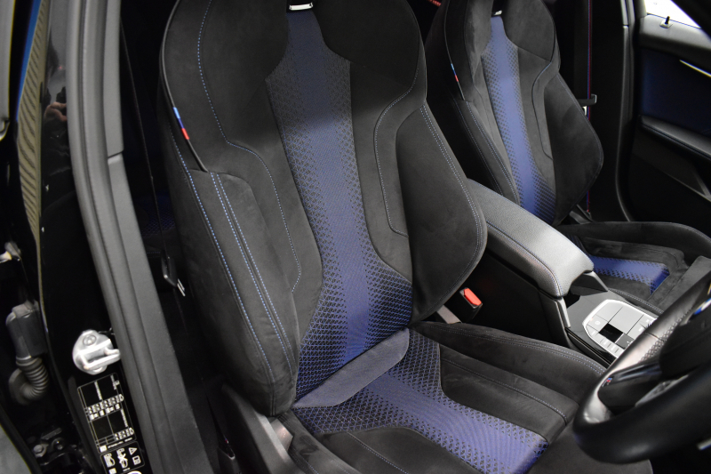 BMW 1シリーズ M135i xDrive ﾌﾙﾀｲﾑ4WD ﾃﾞﾋﾞｭｰP ｺﾝﾌｫｰﾄP ﾅﾋﾞｹﾞｰｼｮﾝP 可変ｻｽﾍﾟﾝｼｮﾝ Mｽﾎﾟｰﾂﾌﾞﾚｰｷ ACC Pｱｼｽﾄ BMWﾗｲﾌﾞｺｯｸﾋﾟｯﾄ ﾋｰﾀｰ付ｱﾙｶﾝﾀｰﾗｺﾝﾋﾞｽﾎﾟｰﾂｼｰﾄ ﾀｯﾁﾊﾟﾈﾙﾅﾋﾞ ｱｯﾌﾟﾙｶｰﾌﾟﾚｲ ﾍｷｻｺﾞﾅﾙLEDﾍｯﾄﾞﾗｲﾄ  2年保証