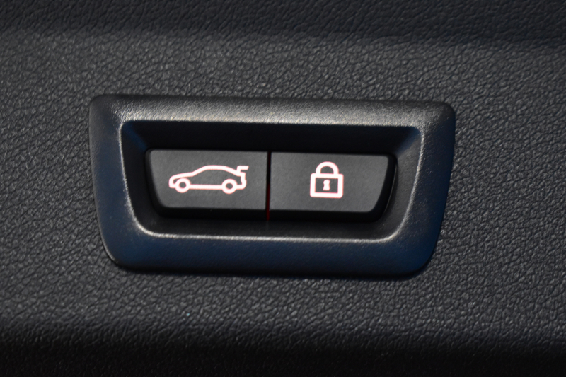 BMW 1シリーズ M135i xDrive ﾌﾙﾀｲﾑ4WD ﾃﾞﾋﾞｭｰP ｺﾝﾌｫｰﾄP ﾅﾋﾞｹﾞｰｼｮﾝP 可変ｻｽﾍﾟﾝｼｮﾝ Mｽﾎﾟｰﾂﾌﾞﾚｰｷ ACC Pｱｼｽﾄ BMWﾗｲﾌﾞｺｯｸﾋﾟｯﾄ ﾋｰﾀｰ付ｱﾙｶﾝﾀｰﾗｺﾝﾋﾞｽﾎﾟｰﾂｼｰﾄ ﾀｯﾁﾊﾟﾈﾙﾅﾋﾞ ｱｯﾌﾟﾙｶｰﾌﾟﾚｲ ﾍｷｻｺﾞﾅﾙLEDﾍｯﾄﾞﾗｲﾄ  2年保証