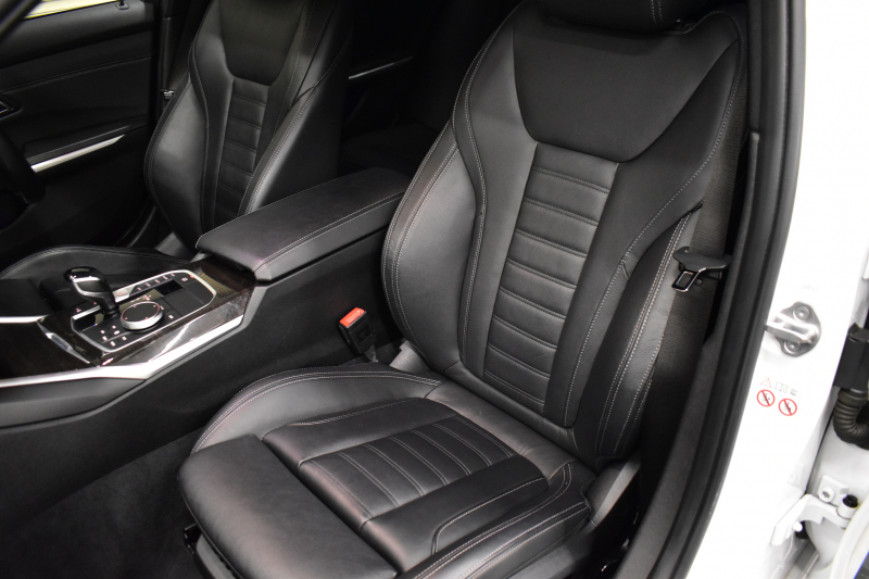 BMW 3シリーズ 320d Xﾄﾞﾗｲﾌﾞ Mｽﾎﾟｰﾂ G20型 4WD ﾌｧｽﾄﾄﾗｯｸP ｺﾝﾌｫｰﾄP ﾊｲﾗｲﾝP 可変Mｻｽ Mｽﾎﾟｰﾂﾌﾞﾚｰｷ 19AW ﾋｰﾀｰ付黒革 ﾀｯﾁﾊﾟﾈﾙﾅﾋﾞBｶﾒﾗ ｱｯﾌﾟﾙｶｰﾌﾟﾚｲ  追従ACC HUD LEDﾍｯﾄﾞﾗｲﾄ 電動ﾄﾗﾝｸ 側面衝突&車線変更&逸脱&歩行者警告 液晶ﾒｰﾀｰ 後退ｱｼｽﾄ 2年保証