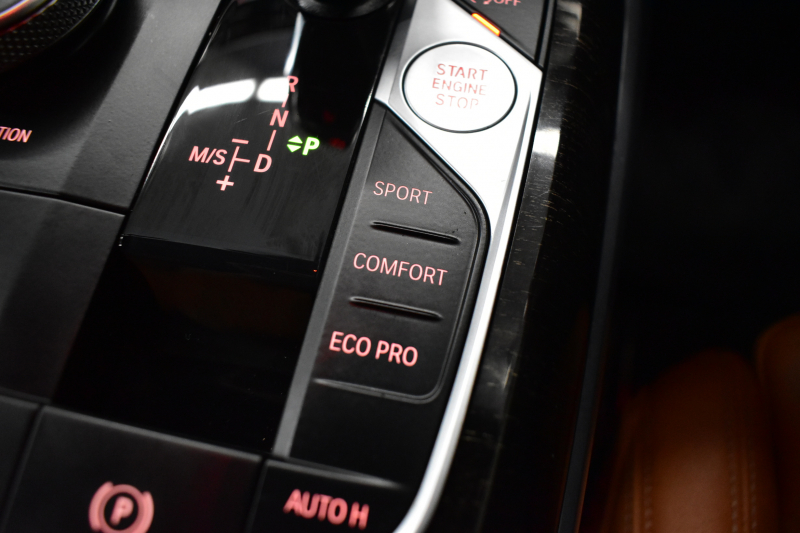 BMW 3シリーズ 320i Mｽﾎﾟｰﾂ G20型 ﾊｲﾗｲﾝP ﾊﾟｰｷﾝｸﾞｱｼｽﾄﾌﾟﾗｽ ﾋｰﾀｰ付茶革 追従ACC LEDﾍｯﾄﾞﾗｲﾄ  3Dﾋﾞｭｰ全周囲ｶﾒﾗ ﾀｯﾁﾊﾟﾈﾙﾅﾋﾞ ｱｯﾌﾟﾙｶｰﾌﾟﾚｲ 側面衝突&車線変更&逸脱&歩行者警告 液晶ﾒｰﾀｰ 後退ｱｼｽﾄ ｱｸﾃｨﾌﾞPDC緊急ﾌﾞﾚｰｷ 18AW  2年保証