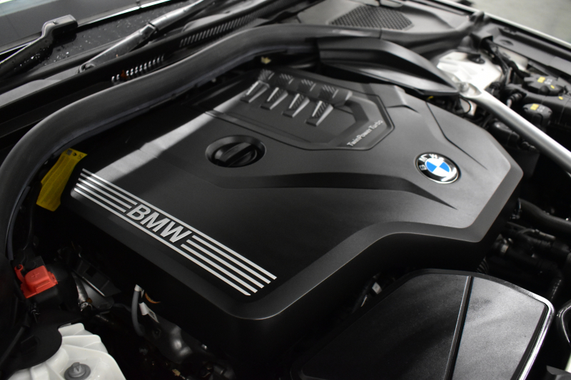 BMW 5シリーズ 530iﾂｰﾘﾝｸﾞ Mｽﾎﾟｰﾂ ﾊｲﾗｲﾝP 新ﾃﾞｻﾞｲﾝ液晶ﾒｰﾀｰ LEDﾍｯﾄﾞﾗｲﾄ 全席ｼｰﾄﾋｰﾀｰ 付黒革 追従ACC HUD ﾀｯﾁﾊﾟﾈﾙHDDﾅﾋﾞ 3Dﾋﾞｭｰ Pｱｼｽﾄ 車線変更&逸脱&歩行者警告  19AW 2年保証