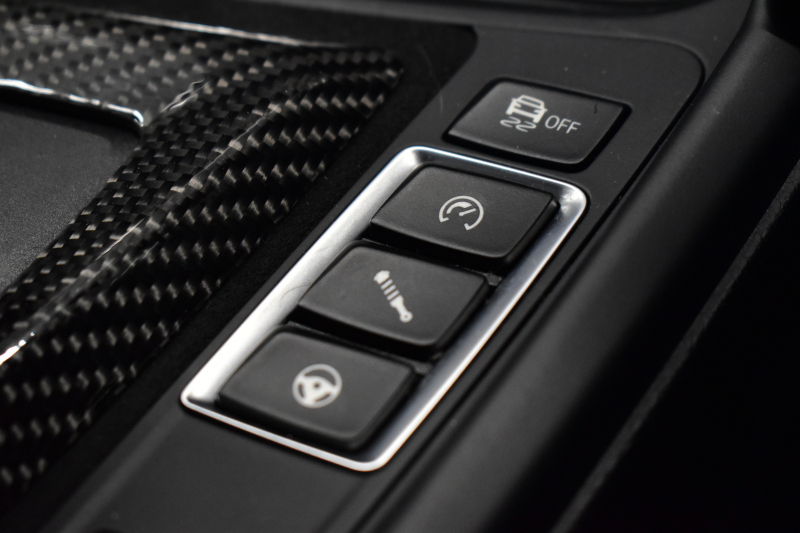 BMW Mシリーズ M4ｸｰﾍﾟ MDCT 7速DCT OPｱﾀﾞﾌﾟﾃｨﾌﾞMｻｽﾍﾟﾝｼｮﾝ ﾋｰﾀｰ付黒革 HUD ｱﾀﾞﾌﾟﾃｨﾌﾞLEDﾍｯﾄﾞﾗｲﾄ ｵﾌﾟｼｮﾝ19AW 衝突軽減ﾌﾞﾚｰｷ 車線逸脱&歩行者警告  ﾀｯﾁﾊﾟｯﾄﾞHDDﾅﾋﾞﾌﾙｾｸﾞBｶﾒﾗ 前後PDC ｶｰﾎﾞﾝR&ｲﾝﾃﾘｱ&ｼﾌﾄﾉﾌﾞ 2年保証