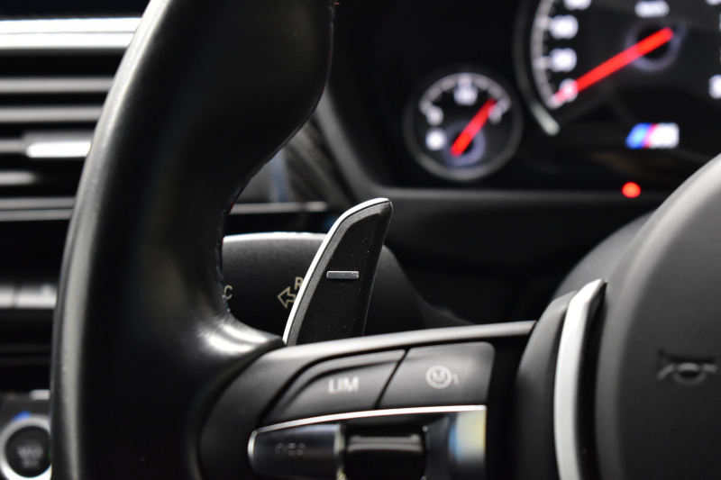 BMW Mシリーズ M4ｸｰﾍﾟ MDCT 7速DCT OPｱﾀﾞﾌﾟﾃｨﾌﾞMｻｽﾍﾟﾝｼｮﾝ ﾋｰﾀｰ付黒革 HUD ｱﾀﾞﾌﾟﾃｨﾌﾞLEDﾍｯﾄﾞﾗｲﾄ ｵﾌﾟｼｮﾝ19AW 衝突軽減ﾌﾞﾚｰｷ 車線逸脱&歩行者警告  ﾀｯﾁﾊﾟｯﾄﾞHDDﾅﾋﾞﾌﾙｾｸﾞBｶﾒﾗ 前後PDC ｶｰﾎﾞﾝR&ｲﾝﾃﾘｱ&ｼﾌﾄﾉﾌﾞ 2年保証