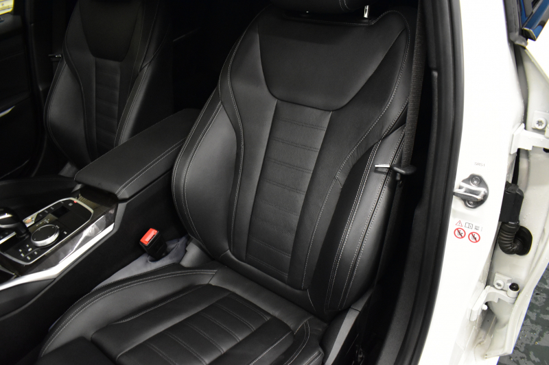 BMW 3シリーズ 330i Mｽﾎﾟｰﾂ G20型 高出力 ｲﾉﾍﾞｰｼｮﾝ&ﾊｲﾗｲﾝ&ｺﾝﾌｫｰﾄP 3Dﾃﾞｻﾞｲﾝﾏﾌﾗｰ&ﾀﾞｳﾝｻｽ ﾚｰｻﾞｰLEDﾗｲﾄ ﾋｰﾀｰ付黒革 HUD ACC 19AW Mｽﾎﾟｰﾂﾌﾞﾚｰｷ ﾊﾟｰｷﾝｸﾞｱｼｽﾄ+  3Dﾋﾞｭｰ全周囲ｶﾒﾗ ﾀｯﾁﾊﾟﾈﾙﾅﾋﾞ ｱｯﾌﾟﾙｶｰﾌﾟﾚｲ 側面衝突&車線変更警告  2年保証