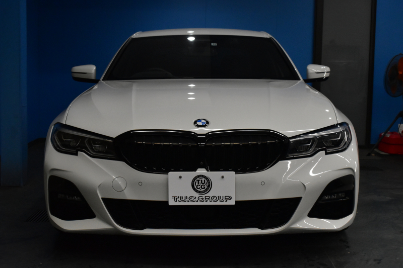 BMW 3シリーズ 330i Mｽﾎﾟｰﾂ G20型 高出力 ｲﾉﾍﾞｰｼｮﾝ&ﾊｲﾗｲﾝ&ｺﾝﾌｫｰﾄP 3Dﾃﾞｻﾞｲﾝﾏﾌﾗｰ&ﾀﾞｳﾝｻｽ ﾚｰｻﾞｰLEDﾗｲﾄ ﾋｰﾀｰ付黒革 HUD ACC 19AW Mｽﾎﾟｰﾂﾌﾞﾚｰｷ ﾊﾟｰｷﾝｸﾞｱｼｽﾄ+  3Dﾋﾞｭｰ全周囲ｶﾒﾗ ﾀｯﾁﾊﾟﾈﾙﾅﾋﾞ ｱｯﾌﾟﾙｶｰﾌﾟﾚｲ 側面衝突&車線変更警告  2年保証