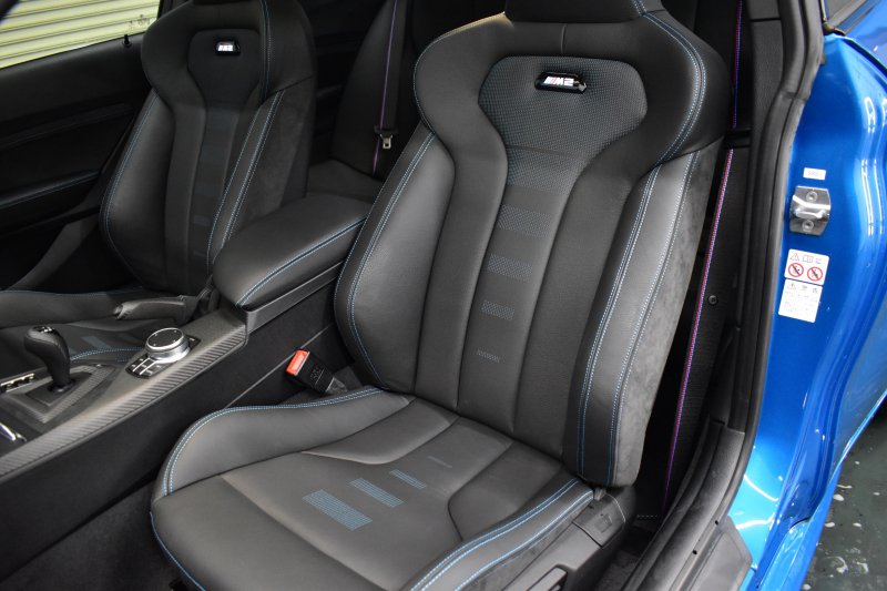 BMW Mシリーズ M2 ｺﾝﾍﾟﾃｨｼｮﾝ MDCT 7速DCT LCI後期 ｾﾚｸﾄ&MﾄﾞﾗｲﾊﾞｰｽﾞP ｻﾝR 最高速270㎞/h  ﾍｷｻｺﾞﾅﾙLEDﾍｯﾄﾞﾗｲﾄ&ﾃｰﾙ ﾋｰﾀｰ付黒革 harman/kardon ﾀｯﾁﾊﾟﾈﾙHDDﾅﾋﾞBｶﾒﾗ 19AW 車線逸脱&歩行者警告 衝突軽減ﾌﾞﾚｰｷ ｶｰﾎﾞﾝｲﾝﾃﾘｱ Mｼｰﾄﾍﾞﾙﾄ  2年保証