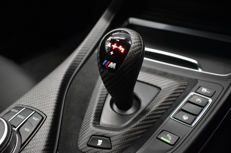 BMW Mシリーズ M2 ｺﾝﾍﾟﾃｨｼｮﾝ MDCT 7速DCT LCI後期 ｾﾚｸﾄ&MﾄﾞﾗｲﾊﾞｰｽﾞP ｻﾝR 最高速270㎞/h  ﾍｷｻｺﾞﾅﾙLEDﾍｯﾄﾞﾗｲﾄ&ﾃｰﾙ ﾋｰﾀｰ付黒革 harman/kardon ﾀｯﾁﾊﾟﾈﾙHDDﾅﾋﾞBｶﾒﾗ 19AW 車線逸脱&歩行者警告 衝突軽減ﾌﾞﾚｰｷ ｶｰﾎﾞﾝｲﾝﾃﾘｱ Mｼｰﾄﾍﾞﾙﾄ  2年保証