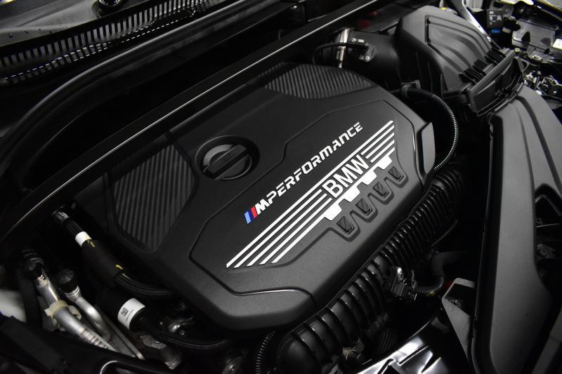 BMW 1シリーズ M135i xDrive 4WD ﾃﾞﾋﾞｭｰP ｺﾝﾌｫｰﾄ&ﾅﾋﾞｹﾞｰｼｮﾝP ﾋｰﾀｰ付ﾌﾞﾗｯｸﾚｻﾞｰMｽﾎﾟｰﾂｼｰﾄ 可変ｻｽﾍﾟﾝｼｮﾝ Mｼｰﾄﾍﾞﾙﾄ Mｽﾎﾟｰﾂﾌﾞﾚｰｷ ACC Pｱｼｽﾄ BMWﾗｲﾌﾞｺｯｸﾋﾟｯﾄ ﾀｯﾁﾊﾟﾈﾙﾅﾋﾞ ｱｯﾌﾟﾙｶｰﾌﾟﾚｲ ﾍｷｻｺﾞﾅﾙLEDﾍｯﾄﾞﾗｲﾄ  2年保証