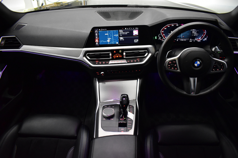 BMW 3シリーズ 320i Mｽﾎﾟｰﾂ G20型 ﾊﾟｰｷﾝｸﾞｱｼｽﾄﾌﾟﾗｽ 追従ACC LEDﾍｯﾄﾞﾗｲﾄ ｼｰﾄﾋｰﾀｰ 3Dﾋﾞｭｰ全周囲ｶﾒﾗ ﾀｯﾁﾊﾟﾈﾙﾅﾋﾞ ｱｯﾌﾟﾙｶｰﾌﾟﾚｲ 側面衝突&車線変更&逸脱&歩行者警告 液晶ﾒｰﾀｰ 後退ｱｼｽﾄ ｱｸﾃｨﾌﾞPDC緊急ﾌﾞﾚｰｷ 18AW  2年保証