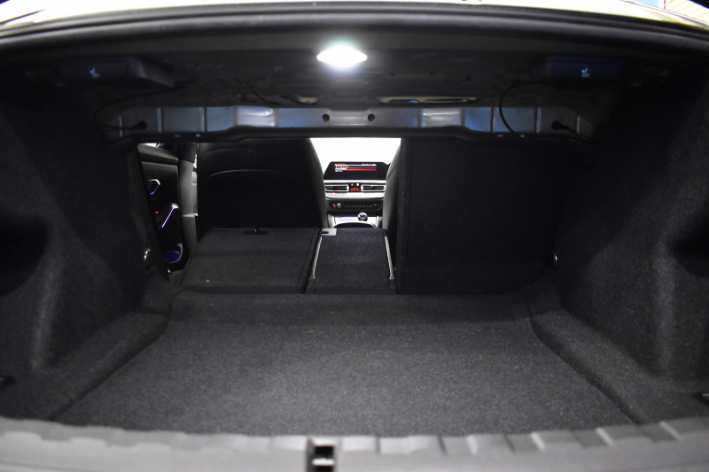 BMW 3シリーズ 320i Mｽﾎﾟｰﾂ G20型 ﾊﾟｰｷﾝｸﾞｱｼｽﾄﾌﾟﾗｽ 追従ACC LEDﾍｯﾄﾞﾗｲﾄ ｼｰﾄﾋｰﾀｰ 3Dﾋﾞｭｰ全周囲ｶﾒﾗ ﾀｯﾁﾊﾟﾈﾙﾅﾋﾞ ｱｯﾌﾟﾙｶｰﾌﾟﾚｲ 側面衝突&車線変更&逸脱&歩行者警告 液晶ﾒｰﾀｰ 後退ｱｼｽﾄ ｱｸﾃｨﾌﾞPDC緊急ﾌﾞﾚｰｷ 18AW  2年保証