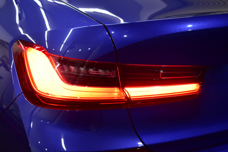 BMW 3シリーズ 320i Mｽﾎﾟｰﾂ G20型 ﾊｲﾗｲﾝP ﾋｰﾀｰ付茶革 Mﾊﾟﾌｫﾌﾞﾚｰｷｷｬﾘﾊﾟｰ&ﾛｰﾀｰ 追従ACC LEDﾍｯﾄﾞﾗｲﾄ ｵﾌﾟｼｮﾝ19AW ﾀｯﾁﾊﾟﾈﾙﾅﾋﾞ ｱｯﾌﾟﾙｶｰﾌﾟﾚｲ 側面衝突&車線変更&逸脱&歩行者警告 液晶ﾒｰﾀｰ 後退ｱｼｽﾄ ｱｸﾃｨﾌﾞPDC緊急ﾌﾞﾚｰｷ  2年保証