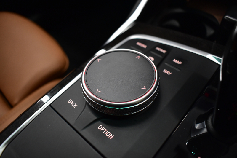 BMW 3シリーズ 320i Mｽﾎﾟｰﾂ G20型 ﾊｲﾗｲﾝP ﾋｰﾀｰ付茶革 Mﾊﾟﾌｫﾌﾞﾚｰｷｷｬﾘﾊﾟｰ&ﾛｰﾀｰ 追従ACC LEDﾍｯﾄﾞﾗｲﾄ ｵﾌﾟｼｮﾝ19AW ﾀｯﾁﾊﾟﾈﾙﾅﾋﾞ ｱｯﾌﾟﾙｶｰﾌﾟﾚｲ 側面衝突&車線変更&逸脱&歩行者警告 液晶ﾒｰﾀｰ 後退ｱｼｽﾄ ｱｸﾃｨﾌﾞPDC緊急ﾌﾞﾚｰｷ  2年保証