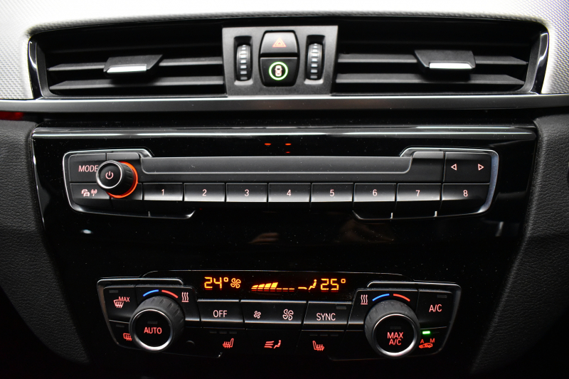 BMW X1 Xdrive20i Mｽﾎﾟｰﾂ 中期 4WD ｱﾄﾞﾊﾞﾝｽﾄﾞｱｸﾃｨﾌﾞｾｰﾌﾃｨ&ｺﾝﾌｫｰﾄP 追従ACC HUD ﾋｰﾀｰ付黒革 ｱﾙﾊﾟｲﾝ製後席用ﾓﾆﾀｰ ﾌﾙｾｸﾞTV  NEWﾃﾞｻﾞｲﾝﾒｰﾀｰ 電子ｼﾌﾄ ﾀｯﾁﾊﾟﾈﾙﾅﾋﾞBｶﾒﾗ Pｱｼｽﾄ LEDﾍｯﾄﾞﾗｲﾄ 衝突軽減 車線逸脱&歩行者警告 電動Rｹﾞｰﾄ 2年保証