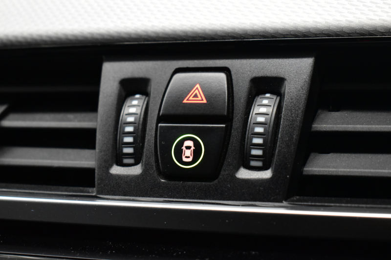 BMW X1 Xdrive20i Mｽﾎﾟｰﾂ 中期 4WD ｱﾄﾞﾊﾞﾝｽﾄﾞｱｸﾃｨﾌﾞｾｰﾌﾃｨ&ｺﾝﾌｫｰﾄP 追従ACC HUD ﾋｰﾀｰ付黒革 ｱﾙﾊﾟｲﾝ製後席用ﾓﾆﾀｰ ﾌﾙｾｸﾞTV  NEWﾃﾞｻﾞｲﾝﾒｰﾀｰ 電子ｼﾌﾄ ﾀｯﾁﾊﾟﾈﾙﾅﾋﾞBｶﾒﾗ Pｱｼｽﾄ LEDﾍｯﾄﾞﾗｲﾄ 衝突軽減 車線逸脱&歩行者警告 電動Rｹﾞｰﾄ 2年保証