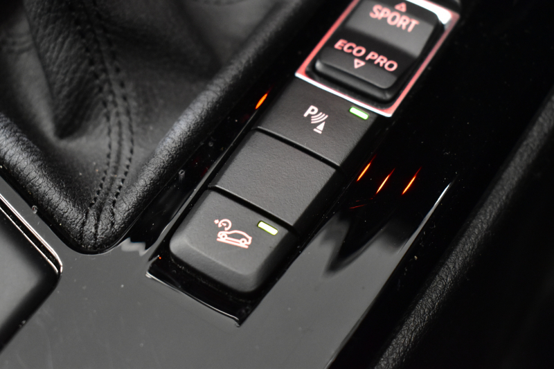 BMW X1 Xdrive20i Mｽﾎﾟｰﾂ 中期 4WD ｱﾄﾞﾊﾞﾝｽﾄﾞｱｸﾃｨﾌﾞｾｰﾌﾃｨ&ｺﾝﾌｫｰﾄP 追従ACC HUD ﾋｰﾀｰ付黒革 ｱﾙﾊﾟｲﾝ製後席用ﾓﾆﾀｰ ﾌﾙｾｸﾞTV  NEWﾃﾞｻﾞｲﾝﾒｰﾀｰ 電子ｼﾌﾄ ﾀｯﾁﾊﾟﾈﾙﾅﾋﾞBｶﾒﾗ Pｱｼｽﾄ LEDﾍｯﾄﾞﾗｲﾄ 衝突軽減 車線逸脱&歩行者警告 電動Rｹﾞｰﾄ 2年保証