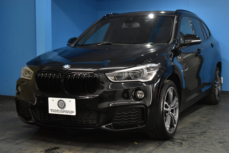 BMW X1 Xﾄﾞﾗｲﾌﾞ18d Mｽﾎﾟｰﾂ 中期ﾓﾃﾞﾙ 4WD ﾋｰﾀｰ付黒革 ｱﾄﾞﾊﾞﾝｽﾄﾞｱｸﾃｨﾌﾞｾｰﾌﾃｨ&ｺﾝﾌｫｰﾄP 追従ACC HUD ｵﾌﾟｼｮﾝ19AW NEWﾃﾞｻﾞｲﾝﾒｰﾀｰ LEDﾍｯﾄﾞﾗｲﾄ ﾀｯﾁﾊﾟﾈﾙHDDﾅﾋﾞBｶﾒﾗ 前後PDC  衝突軽減B 車線逸脱&歩行者警告 電動Rｹﾞｰﾄ ｽﾏｰﾄｷｰ 2年保証
