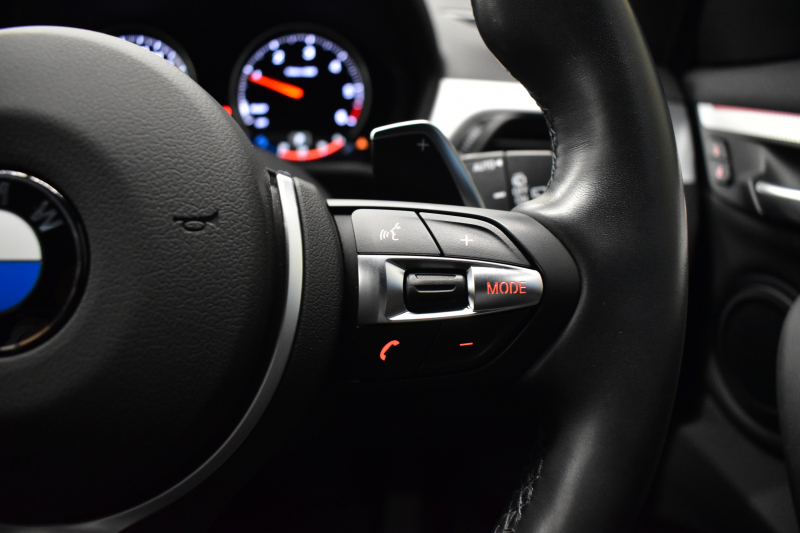 BMW X1 Xﾄﾞﾗｲﾌﾞ18d Mｽﾎﾟｰﾂ 中期ﾓﾃﾞﾙ 4WD ﾋｰﾀｰ付黒革 ｱﾄﾞﾊﾞﾝｽﾄﾞｱｸﾃｨﾌﾞｾｰﾌﾃｨ&ｺﾝﾌｫｰﾄP 追従ACC HUD ｵﾌﾟｼｮﾝ19AW NEWﾃﾞｻﾞｲﾝﾒｰﾀｰ LEDﾍｯﾄﾞﾗｲﾄ ﾀｯﾁﾊﾟﾈﾙHDDﾅﾋﾞBｶﾒﾗ 前後PDC  衝突軽減B 車線逸脱&歩行者警告 電動Rｹﾞｰﾄ ｽﾏｰﾄｷｰ 2年保証