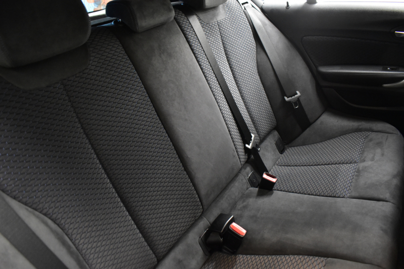 BMW 1シリーズ M135i 直6ﾀｰﾎﾞ320馬力 ｱﾀﾞﾌﾟﾃｨﾌﾞMｻｽ 大型ﾌﾞﾚｰｷｼｽﾃﾑ ｱﾙｶﾝﾀｰﾗ電動ｽﾎﾟｰﾂｼｰﾄ ﾀｯﾁﾊﾟｯﾄﾞ付iﾄﾞﾗｲﾌﾞHDDﾅﾋﾞ Bｶﾒﾗ ﾘｱPDC ﾊﾟﾄﾞﾙｼﾌﾄ 専用18AW ｽﾏｰﾄｷｰ DSRC 2年保証