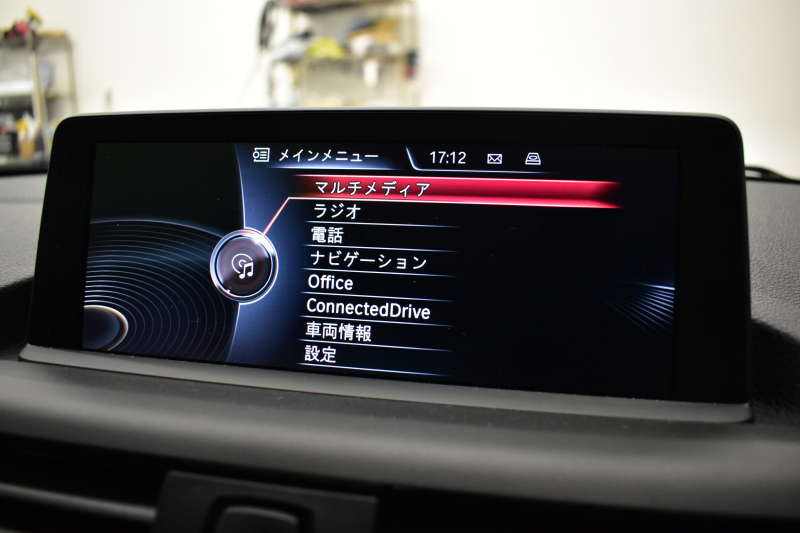 BMW 1シリーズ M135i 直6ﾀｰﾎﾞ320馬力 ｱﾀﾞﾌﾟﾃｨﾌﾞMｻｽ 大型ﾌﾞﾚｰｷｼｽﾃﾑ ｱﾙｶﾝﾀｰﾗ電動ｽﾎﾟｰﾂｼｰﾄ ﾀｯﾁﾊﾟｯﾄﾞ付iﾄﾞﾗｲﾌﾞHDDﾅﾋﾞ Bｶﾒﾗ ﾘｱPDC ﾊﾟﾄﾞﾙｼﾌﾄ 専用18AW ｽﾏｰﾄｷｰ DSRC 2年保証