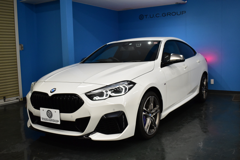 BMW 2シリーズ M235iｸﾞﾗﾝｸｰﾍﾟ Xﾄﾞﾗｲﾌﾞ ﾃﾞﾋﾞｭｰP ｱﾀﾞﾌﾟﾃｨﾌﾞｻｽﾍﾟﾝｼｮﾝ ﾋｰﾀｰ付ﾌﾞﾗｯｸﾚｻﾞｰMｽﾎﾟｰﾂｼｰﾄ Mｼｰﾄﾍﾞﾙﾄ ACC TV ｱｸﾃｨﾌﾞｻｳﾝﾄﾞﾃﾞｻﾞｲﾝ ﾍｷｻｺﾞﾅﾙLEDﾍｯﾄﾞﾗｲﾄ Mｽﾎﾟｰﾂﾌﾞﾚｰｷ LCW ﾗｲﾌﾞｺｯｸﾋﾟｯﾄ ｱｯﾌﾟﾙｶｰﾌﾟﾚｲ 2年保証