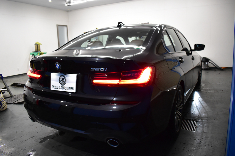 BMW 3シリーズ 320i Mｽﾎﾟｰﾂ 1ｵｰﾅｰ ﾊｲﾗｲﾝ&ｺﾝﾌｫｰﾄP ﾋｰﾀｰ付ｺﾆｬｯｸﾚｻﾞｰ HUD ﾌﾙｾｸﾞTV ﾀｯﾁﾊﾟﾈﾙﾅﾋﾞBｶﾒﾗPｱｼｽﾄ ｱｯﾌﾟﾙｶｰﾌﾟﾚｲ  追従ACC LEDﾍｯﾄﾞﾗｲﾄ 電動ﾄﾗﾝｸ 側面衝突&車線変更&逸脱&歩行者警告 液晶ﾒｰﾀｰ 後退ｱｼｽﾄ ｱｸﾃｨﾌﾞPDC緊急ﾌﾞﾚｰｷ  2年保証