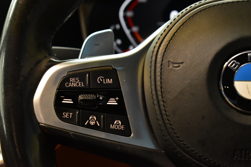 BMW 3シリーズ 320i Mｽﾎﾟｰﾂ 1ｵｰﾅｰ ﾊｲﾗｲﾝ&ｺﾝﾌｫｰﾄP ﾋｰﾀｰ付ｺﾆｬｯｸﾚｻﾞｰ HUD ﾌﾙｾｸﾞTV ﾀｯﾁﾊﾟﾈﾙﾅﾋﾞBｶﾒﾗPｱｼｽﾄ ｱｯﾌﾟﾙｶｰﾌﾟﾚｲ  追従ACC LEDﾍｯﾄﾞﾗｲﾄ 電動ﾄﾗﾝｸ 側面衝突&車線変更&逸脱&歩行者警告 液晶ﾒｰﾀｰ 後退ｱｼｽﾄ ｱｸﾃｨﾌﾞPDC緊急ﾌﾞﾚｰｷ  2年保証