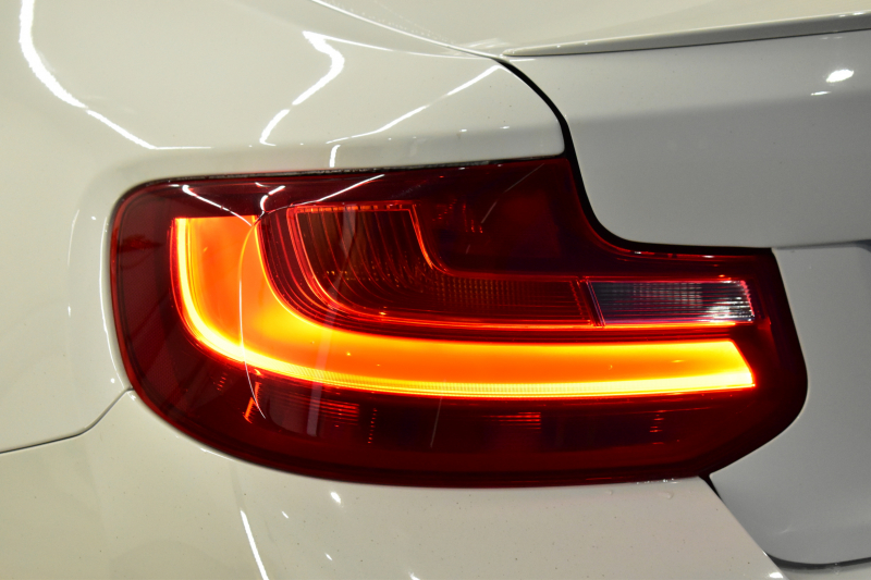 BMW Mシリーズ M2 MDCT 7速DCT ｻﾝﾙｰﾌ ﾋｰﾀｰ付黒革 LEDﾘﾝｸﾞｷｾﾉﾝﾍｯﾄﾞﾗｲﾄ ﾀｯﾁﾊﾟｯﾄﾞHDDﾅﾋﾞ 19AW  車線逸脱&歩行者警告 衝突軽減ﾌﾞﾚｰｷ ｶｰﾎﾞﾝｲﾝﾃﾘｱ Bｶﾒﾗ iｽﾄｯﾌﾟ ｽﾏｰﾄｷｰ 2年保証