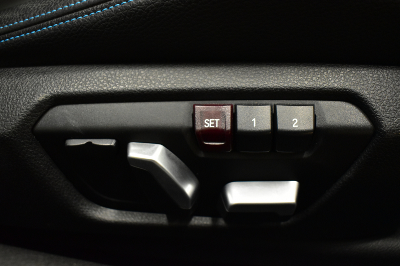 BMW Mシリーズ M2 MDCT 7速DCT ｻﾝﾙｰﾌ ﾋｰﾀｰ付黒革 LEDﾘﾝｸﾞｷｾﾉﾝﾍｯﾄﾞﾗｲﾄ ﾀｯﾁﾊﾟｯﾄﾞHDDﾅﾋﾞ 19AW  車線逸脱&歩行者警告 衝突軽減ﾌﾞﾚｰｷ ｶｰﾎﾞﾝｲﾝﾃﾘｱ Bｶﾒﾗ iｽﾄｯﾌﾟ ｽﾏｰﾄｷｰ 2年保証