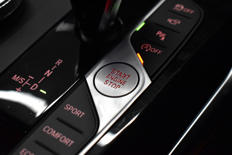 BMW 4シリーズ 420iｸﾞﾗﾝｸｰﾍﾟ Mｽﾎﾟｰﾂ 新車保証R7年6月迄 ｺﾝﾌｫｰﾄ&Mｽﾎﾟｰﾂｼｰﾄ&ｻｳﾝﾄﾞP ﾋｰﾀｰ付茶革 Mｽﾎﾟｰﾂｼｰﾄ ﾊｰﾏﾝｶｰﾄﾞﾝ LEDﾍｯﾄﾞﾗｲﾄ 追従ACC 車線変更警告 ﾀｯﾁﾊﾟﾈﾙﾅﾋﾞBｶﾒﾗ Apple Car Play ﾌﾙｾｸﾞ 3Dﾋﾞｭｰ全周囲ｶﾒﾗ 液晶ﾒｰﾀｰ Pｱｼｽﾄ 19AW