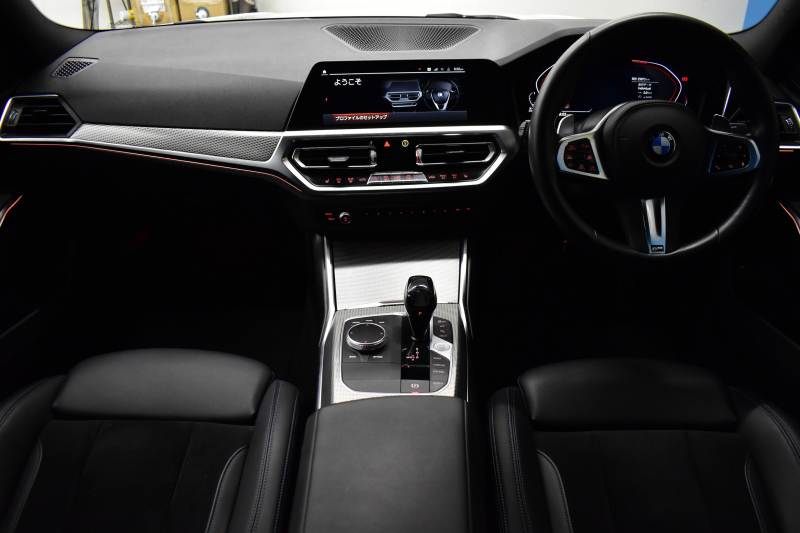 BMW 3シリーズ 320d Xﾄﾞﾗｲﾌﾞ Mｽﾎﾟｰﾂ G20型 4WD ｺﾝﾌｫｰﾄP Pｱｼｽﾄﾌﾟﾗｽ 3Dﾋﾞｭｰ全周囲ｶﾒﾗ ﾋｰﾀｰ付ｱﾙｶﾝﾀｰﾗ電動ｽﾎﾟｰﾂｼｰﾄ ﾀｯﾁﾊﾟﾈﾙﾅﾋﾞBｶﾒﾗ ｱｯﾌﾟﾙｶｰﾌﾟﾚｲ  追従ACC LEDﾍｯﾄﾞﾗｲﾄ 電動ﾄﾗﾝｸ 側面衝突&車線変更&逸脱&歩行者警告 液晶ﾒｰﾀｰ 後退ｱｼｽﾄ 2年保証