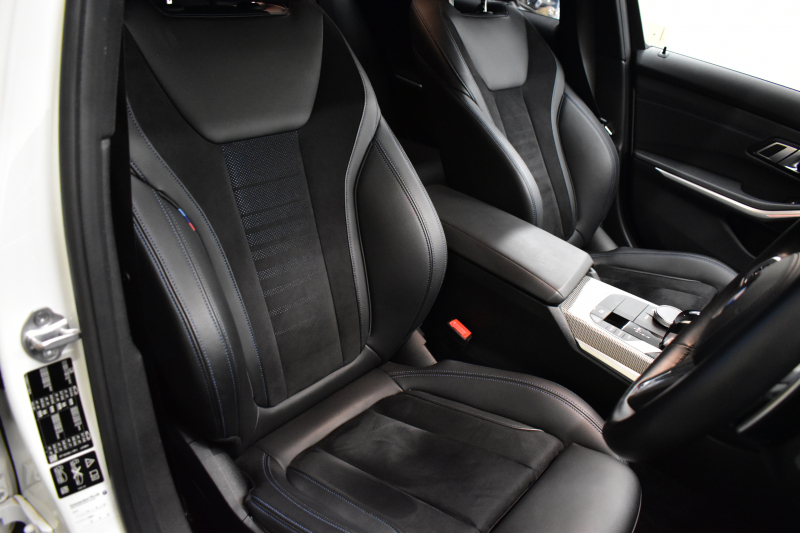 BMW 3シリーズ 320d Xﾄﾞﾗｲﾌﾞ Mｽﾎﾟｰﾂ G20型 4WD ｺﾝﾌｫｰﾄP Pｱｼｽﾄﾌﾟﾗｽ 3Dﾋﾞｭｰ全周囲ｶﾒﾗ ﾋｰﾀｰ付ｱﾙｶﾝﾀｰﾗ電動ｽﾎﾟｰﾂｼｰﾄ ﾀｯﾁﾊﾟﾈﾙﾅﾋﾞBｶﾒﾗ ｱｯﾌﾟﾙｶｰﾌﾟﾚｲ  追従ACC LEDﾍｯﾄﾞﾗｲﾄ 電動ﾄﾗﾝｸ 側面衝突&車線変更&逸脱&歩行者警告 液晶ﾒｰﾀｰ 後退ｱｼｽﾄ 2年保証