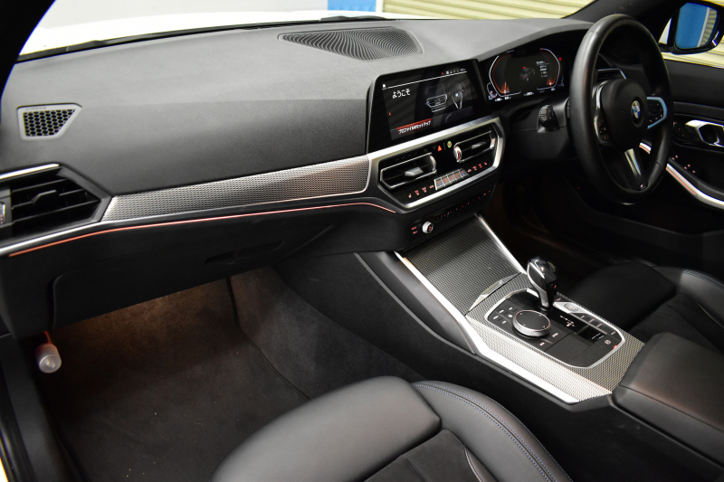 BMW 3シリーズ 320d Xﾄﾞﾗｲﾌﾞ Mｽﾎﾟｰﾂ G20型 4WD ｺﾝﾌｫｰﾄP Pｱｼｽﾄﾌﾟﾗｽ 3Dﾋﾞｭｰ全周囲ｶﾒﾗ ﾋｰﾀｰ付ｱﾙｶﾝﾀｰﾗ電動ｽﾎﾟｰﾂｼｰﾄ ﾀｯﾁﾊﾟﾈﾙﾅﾋﾞBｶﾒﾗ ｱｯﾌﾟﾙｶｰﾌﾟﾚｲ  追従ACC LEDﾍｯﾄﾞﾗｲﾄ 電動ﾄﾗﾝｸ 側面衝突&車線変更&逸脱&歩行者警告 液晶ﾒｰﾀｰ 後退ｱｼｽﾄ 2年保証