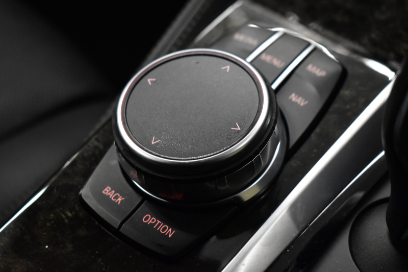 BMW 5シリーズ 530i Mｽﾎﾟｰﾂ G30型 高出力ﾓﾃﾞﾙ ｺﾝﾌｫｰﾄ&ﾊｲﾗｲﾝP Fﾏｯｻｰｼﾞ&ﾍﾞﾝﾁﾚｰｼｮﾝ 全席ﾋｰﾀｰ黒革 LEDﾍｯﾄﾞﾗｲﾄ 追従ACC HUD ﾊｰﾏﾝｶｰﾄﾞﾝ 液晶ﾒｰﾀｰ ｼﾞｪｽﾁｬｰｺﾝﾄﾛｰﾙ付ﾀｯﾁﾊﾟﾈﾙ対応iﾄﾞﾗｲﾌﾞHDDﾅﾋﾞﾌﾙｾｸﾞ 3Dﾋﾞｭｰ Bｶﾒﾗ 電動ﾄﾗﾝｸ 2年保証