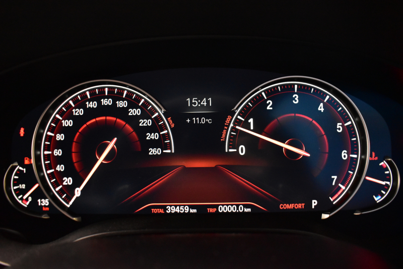 BMW 5シリーズ 530i Mｽﾎﾟｰﾂ G30型 高出力ﾓﾃﾞﾙ ｺﾝﾌｫｰﾄ&ﾊｲﾗｲﾝP Fﾏｯｻｰｼﾞ&ﾍﾞﾝﾁﾚｰｼｮﾝ 全席ﾋｰﾀｰ黒革 LEDﾍｯﾄﾞﾗｲﾄ 追従ACC HUD ﾊｰﾏﾝｶｰﾄﾞﾝ 液晶ﾒｰﾀｰ ｼﾞｪｽﾁｬｰｺﾝﾄﾛｰﾙ付ﾀｯﾁﾊﾟﾈﾙ対応iﾄﾞﾗｲﾌﾞHDDﾅﾋﾞﾌﾙｾｸﾞ 3Dﾋﾞｭｰ Bｶﾒﾗ 電動ﾄﾗﾝｸ 2年保証