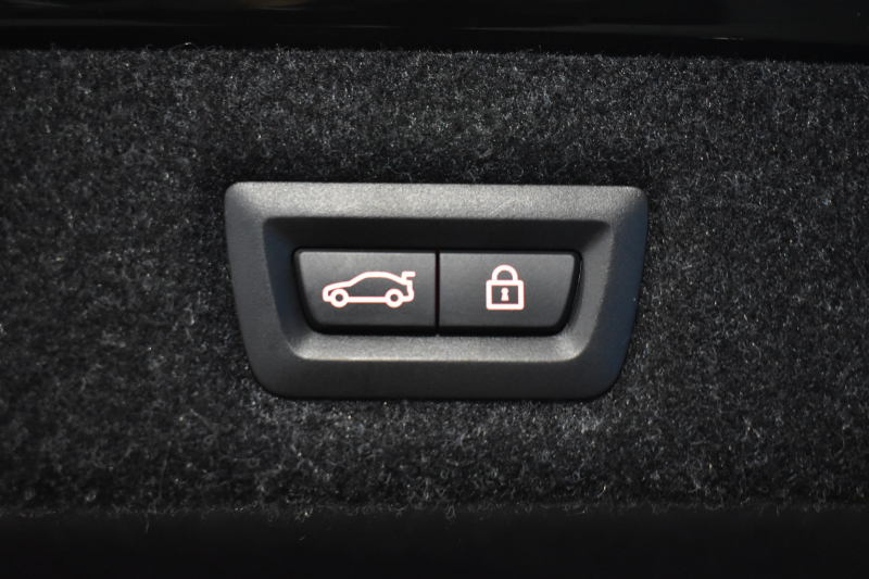 BMW 5シリーズ 530i Mｽﾎﾟｰﾂ G30型 高出力ﾓﾃﾞﾙ ｺﾝﾌｫｰﾄ&ﾊｲﾗｲﾝP Fﾏｯｻｰｼﾞ&ﾍﾞﾝﾁﾚｰｼｮﾝ 全席ﾋｰﾀｰ黒革 LEDﾍｯﾄﾞﾗｲﾄ 追従ACC HUD ﾊｰﾏﾝｶｰﾄﾞﾝ 液晶ﾒｰﾀｰ ｼﾞｪｽﾁｬｰｺﾝﾄﾛｰﾙ付ﾀｯﾁﾊﾟﾈﾙ対応iﾄﾞﾗｲﾌﾞHDDﾅﾋﾞﾌﾙｾｸﾞ 3Dﾋﾞｭｰ Bｶﾒﾗ 電動ﾄﾗﾝｸ 2年保証