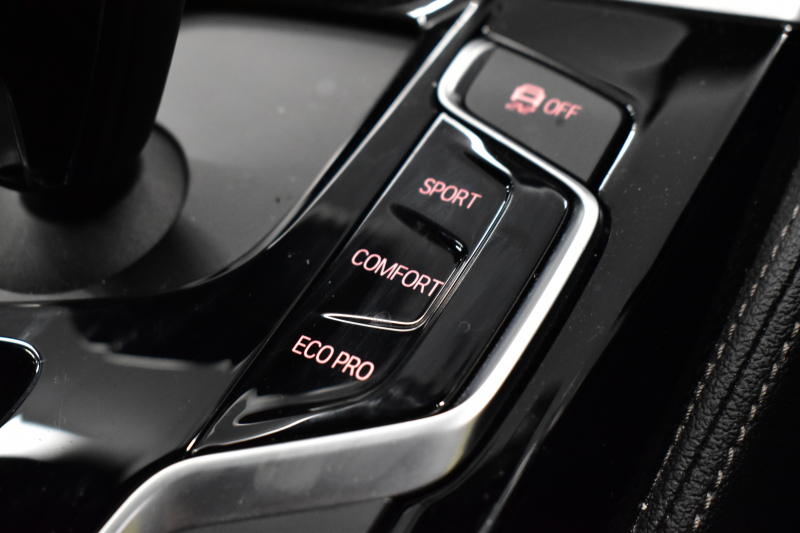 BMW 5シリーズ 530i Mｽﾎﾟｰﾂ G30型 高出力ﾓﾃﾞﾙ ｺﾝﾌｫｰﾄ&ﾊｲﾗｲﾝP Fﾏｯｻｰｼﾞ&ﾍﾞﾝﾁﾚｰｼｮﾝ 全席ﾋｰﾀｰ黒革 LEDﾍｯﾄﾞﾗｲﾄ 追従ACC HUD ﾊｰﾏﾝｶｰﾄﾞﾝ 液晶ﾒｰﾀｰ ｼﾞｪｽﾁｬｰｺﾝﾄﾛｰﾙ付ﾀｯﾁﾊﾟﾈﾙ対応iﾄﾞﾗｲﾌﾞHDDﾅﾋﾞﾌﾙｾｸﾞ 3Dﾋﾞｭｰ Bｶﾒﾗ 電動ﾄﾗﾝｸ 2年保証