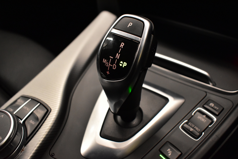 BMW 4シリーズ 420i ｸﾞﾗﾝｸｰﾍﾟ Mｽﾎﾟｰﾂ  LCI後期 ﾋｰﾀｰ付黒革 追従ACC ﾍｷｻｺﾞﾅﾙLEDﾍｯﾄﾞﾗｲﾄ&ﾃｰﾙ 液晶ﾒｰﾀｰ ﾀｯﾁﾊﾟﾈﾙ式iﾄﾞﾗｲﾌﾞHDDﾅﾋﾞ Bｶﾒﾗ 前後PDC ﾌﾙｾｸﾞ 車線変更&逸脱&歩行者警告 衝突軽減ﾌﾞﾚｰｷ 電動Rｹﾞｰﾄ 18AW DSRC 2年保証