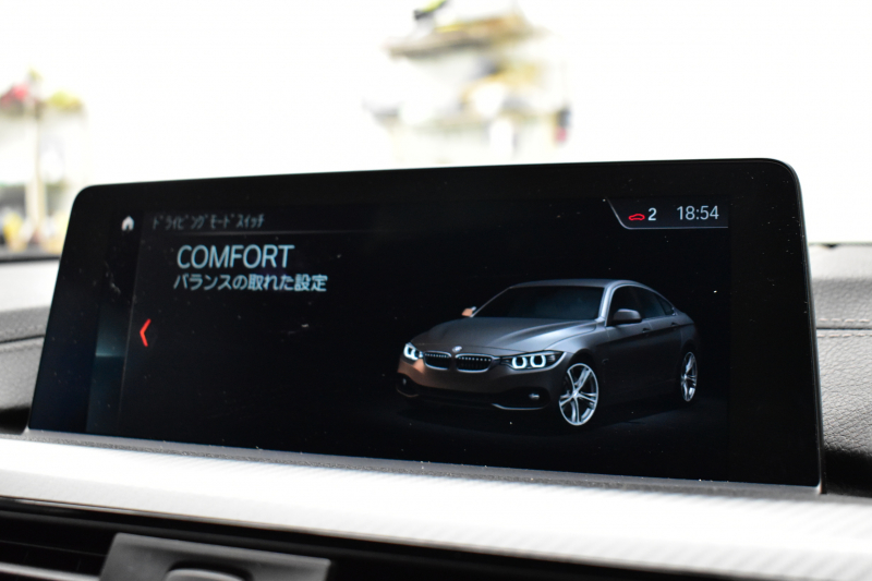 BMW 4シリーズ 420i ｸﾞﾗﾝｸｰﾍﾟ Mｽﾎﾟｰﾂ  LCI後期 ﾋｰﾀｰ付黒革 追従ACC ﾍｷｻｺﾞﾅﾙLEDﾍｯﾄﾞﾗｲﾄ&ﾃｰﾙ 液晶ﾒｰﾀｰ ﾀｯﾁﾊﾟﾈﾙ式iﾄﾞﾗｲﾌﾞHDDﾅﾋﾞ Bｶﾒﾗ 前後PDC ﾌﾙｾｸﾞ 車線変更&逸脱&歩行者警告 衝突軽減ﾌﾞﾚｰｷ 電動Rｹﾞｰﾄ 18AW DSRC 2年保証