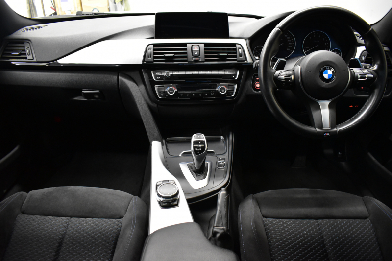 BMW 4シリーズ 420iｸﾞﾗﾝｸｰﾍﾟ Mｽﾎﾟｰﾂ ｻﾝﾙｰﾌ 追従ACC LEDﾍｯﾄﾞﾗｲﾄ 19AW 車線逸脱&歩行者警告 衝突軽減ﾌﾞﾚｰｷ  ﾀｯﾁﾊﾟｯﾄﾞiﾄﾞﾗｲﾌﾞHDDﾅﾋﾞ Bｶﾒﾗ ﾘｱPDC ﾊﾟﾄﾞﾙｼﾌﾄ 電動ﾘｱｹﾞｰﾄ ｺﾝﾌｫA ｽﾏｰﾄｷｰ 2年保証