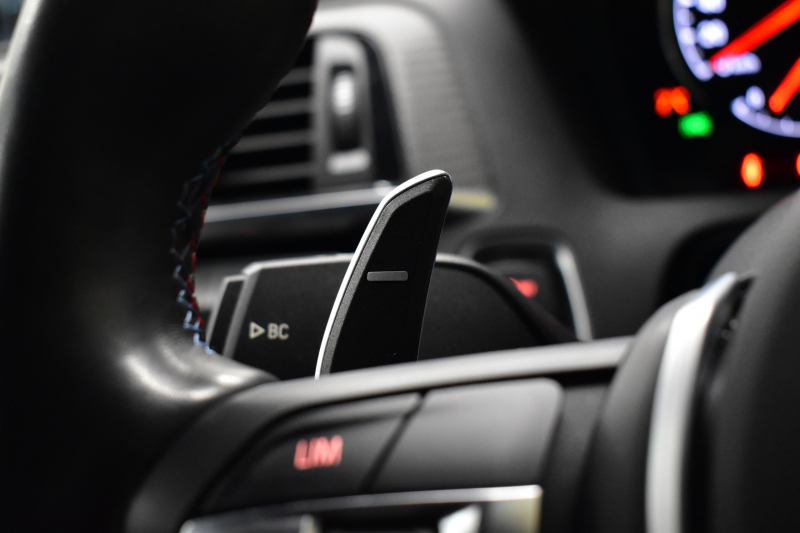 BMW Mシリーズ M2 MDCT 7速DCT LCI後期 ﾋｰﾀｰ付黒革 ｱﾀﾞﾌﾟﾃｨﾌﾞﾍｷｻｺﾞﾅﾙLEDﾍｯﾄﾞﾗｲﾄ&ﾃｰﾙ ﾀｯﾁﾊﾟﾈﾙHDDﾅﾋﾞ Bｶﾒﾗ ﾘｱPDC 19AW 車線逸脱&歩行者警告 衝突軽減ﾌﾞﾚｰｷ ｶｰﾎﾞﾝｲﾝﾃﾘｱ iｽﾄｯﾌﾟ ｽﾏｰﾄｷｰ 2年保証